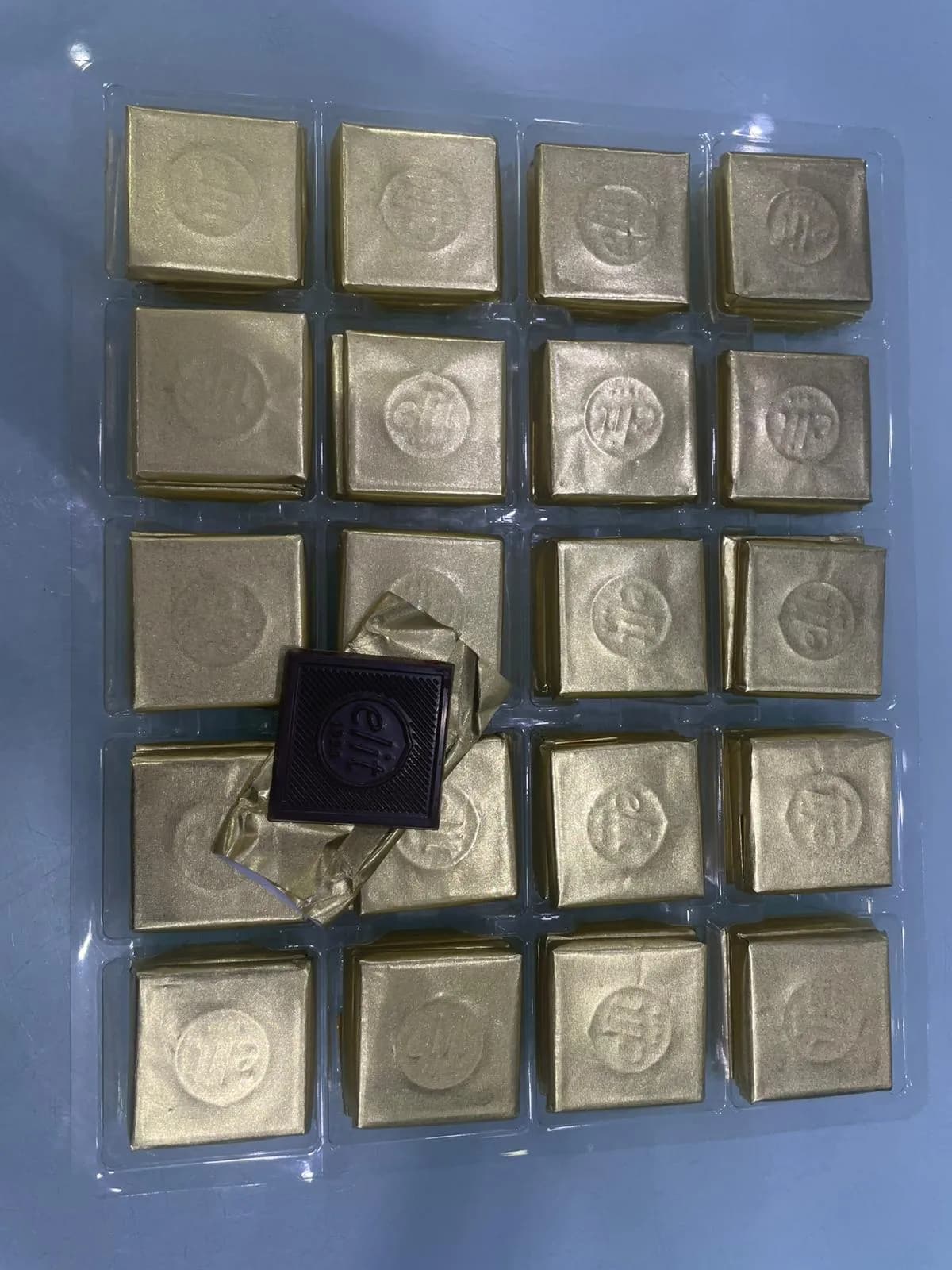 Elit Gold Sargılı Madlen Çikolata