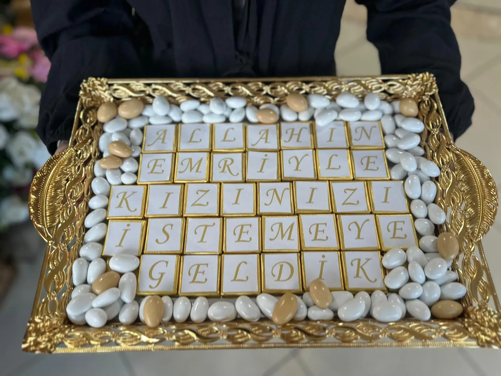 Altın Yazı Çikolataları